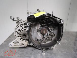 Gebruikte Versnellingsbak Opel Combo 1.6 CDTI 16V Prijs € 341,25 Margeregeling aangeboden door C&J Bedrijfsauto's & Onderdelen