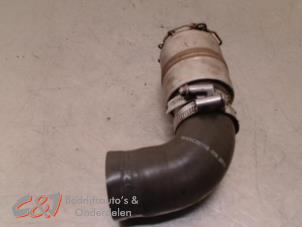 Gebruikte Intercooler Buis Nissan NV 400 (M9J) 2.3 dCi 135 16V Prijs € 21,00 Margeregeling aangeboden door C&J Bedrijfsauto's & Onderdelen