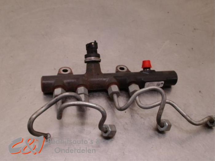 Gebruikte Injector brug Mercedes Citan (415.6) 1.5 108 CDI Prijs € 42,00 Margeregeling aangeboden door C&J Bedrijfsauto's & Onderdelen