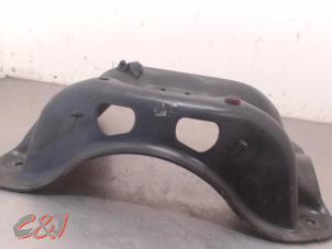 Gebruikte Versnellingsbak Steun Mercedes Vito (447.6) 2.2 114 CDI 16V Prijs € 42,00 Margeregeling aangeboden door C&J Bedrijfsauto's & Onderdelen