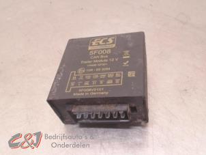 Gebruikte Module Trekhaak Mercedes Vito (447.6) 2.2 114 CDI 16V Prijs € 52,50 Margeregeling aangeboden door C&J Bedrijfsauto's & Onderdelen