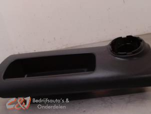 Gebruikte Dashboard deel Fiat Talento 2.0 EcoJet BiTurbo 120 Prijs € 42,00 Margeregeling aangeboden door C&J Bedrijfsauto's & Onderdelen