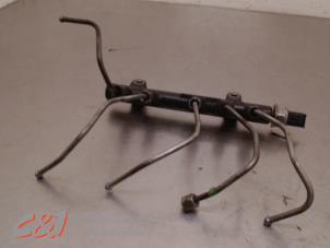 Gebruikte Injector brug Ford Tourneo Connect/Grand Tourneo Connect 1.6 TDCi 95 Prijs € 89,25 Margeregeling aangeboden door C&J Bedrijfsauto's & Onderdelen