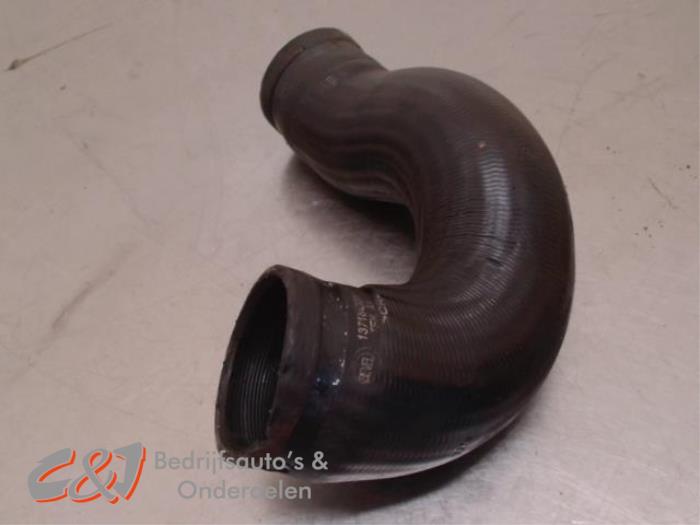 Gebruikte Intercooler Slang Citroen Jumper (U9) 2.2 HDi 150 Prijs € 15,75 Margeregeling aangeboden door C&J Bedrijfsauto's & Onderdelen