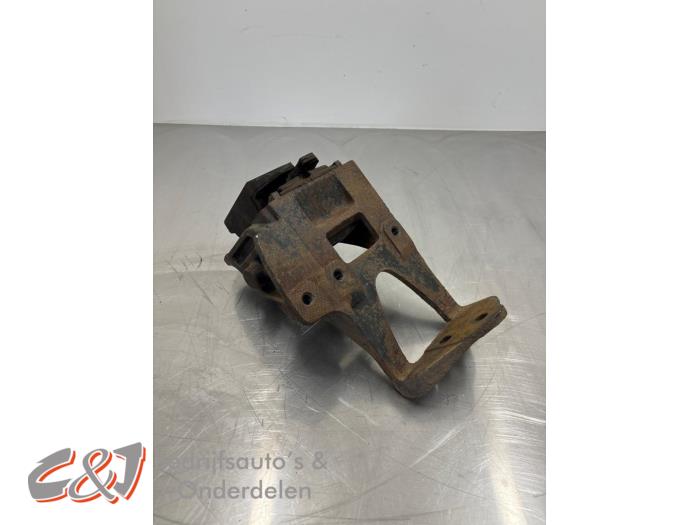 Gebruikte Motorsteun Ford Transit 2.0 TDdi 16V 260S Prijs € 15,75 Margeregeling aangeboden door C&J Bedrijfsauto's & Onderdelen