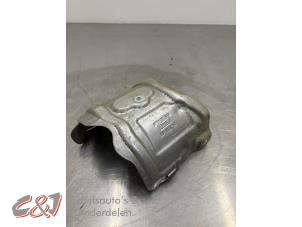 Gebruikte Hitteschild uitlaat Ford Transit Courier 1.6 TDCi Prijs € 21,00 Margeregeling aangeboden door C&J Bedrijfsauto's & Onderdelen