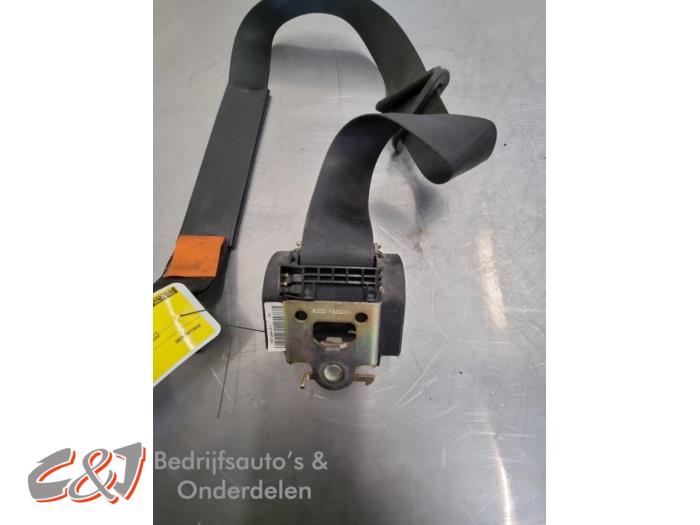 Veiligheidsgordel rechts-voor van een Ford Transit Connect 1.8 TDCi 90 2006