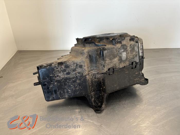Gebruikte Adblue tank Ford Transit 2.0 TDCi 16V Eco Blue 170 RWD Prijs € 173,25 Margeregeling aangeboden door C&J Bedrijfsauto's & Onderdelen