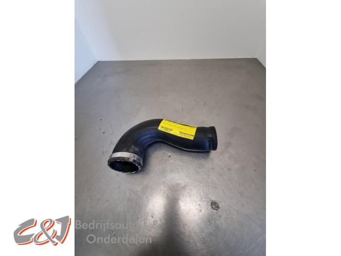Gebruikte Intercooler Slang Ford Transit 2.0 TDCi 16V Eco Blue 170 RWD Prijs € 21,00 Margeregeling aangeboden door C&J Bedrijfsauto's & Onderdelen