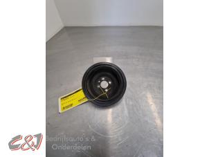 Gebruikte Poelie Krukas Volkswagen Transporter T5 2.0 TDI DRF 4Motion Prijs € 31,50 Margeregeling aangeboden door C&J Bedrijfsauto's & Onderdelen