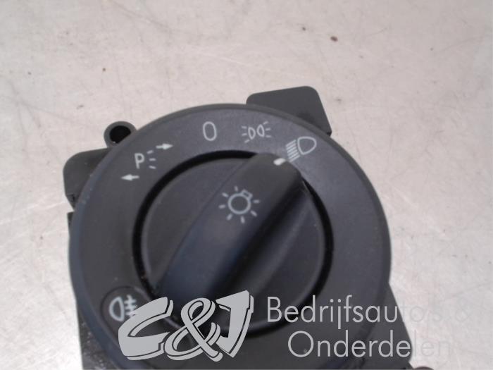 Schakelaar Licht van een Volkswagen Crafter 2.0 BiTDI 2014
