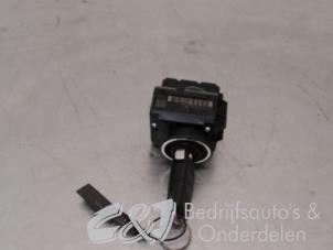 Gebruikte Kontaktslot + Sleutel Volkswagen Crafter 2.0 BiTDI Prijs € 157,50 Margeregeling aangeboden door C&J bedrijfsauto's & onderdelen