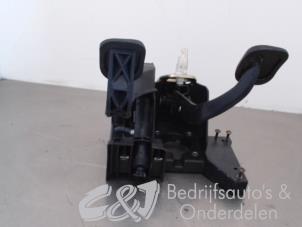 Gebruikte Pedalen Set Fiat Ducato (243/244/245) 2.3 JTD 16V Prijs € 36,75 Margeregeling aangeboden door C&J bedrijfsauto's & onderdelen