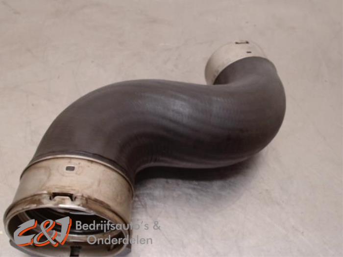 Gebruikte Intercooler Slang Mercedes Sprinter 3,5t (906.63) 314 CDI 16V Prijs € 10,50 Margeregeling aangeboden door C&J Bedrijfsauto's & Onderdelen