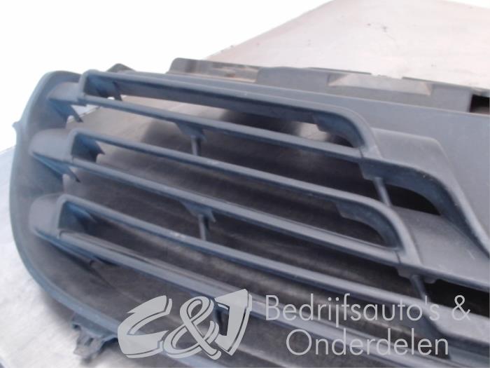 Grille Renault Trafic