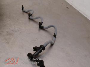 Gebruikte Injector brug Renault Trafic (1FL/2FL/3FL/4FL) 1.6 dCi 125 Twin Turbo Prijs € 26,25 Margeregeling aangeboden door C&J Bedrijfsauto's & Onderdelen