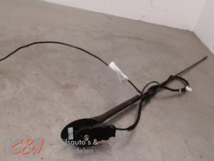 Gebruikte Antenne (diversen) Ford Transit 2.0 TDCi 16V Eco Blue 170 RWD Prijs € 52,50 Margeregeling aangeboden door C&J Bedrijfsauto's & Onderdelen