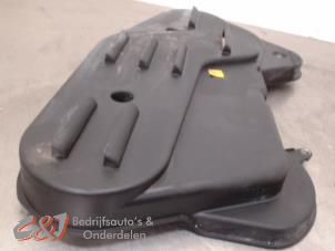 Gebruikte Distributiedeksel Citroen Jumper (U9) 2.2 HDi 130 Prijs € 31,50 Margeregeling aangeboden door C&J Bedrijfsauto's & Onderdelen