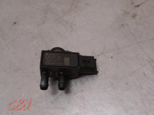 Gebruikte Map Sensor (inlaatspruitstuk) Peugeot Expert (V1/VA/VB/VE/VF/VT/VY) 1.6 Blue HDi 115 Prijs € 21,00 Margeregeling aangeboden door C&J Bedrijfsauto's & Onderdelen