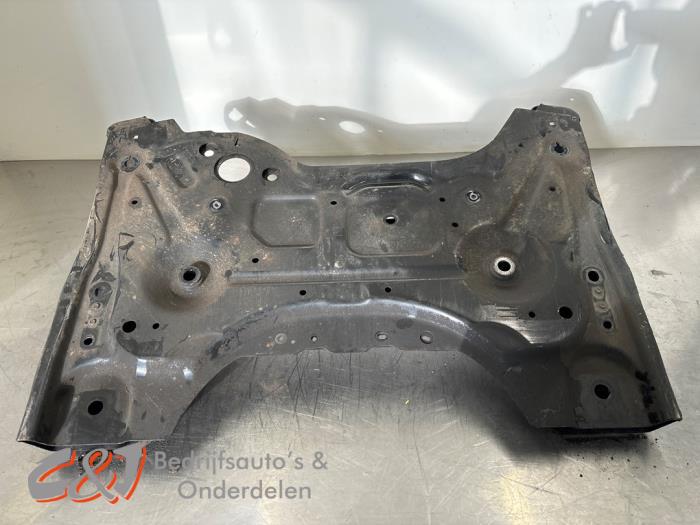 Subframe van een Peugeot Expert (V1/VA/VB/VE/VF/VT/VY) 1.6 Blue HDi 115 2016