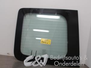 Gebruikte Achterdeur Ruit Bus-Bestel Opel Vivaro 1.6 CDTI 90 Prijs € 52,50 Margeregeling aangeboden door C&J bedrijfsauto's & onderdelen
