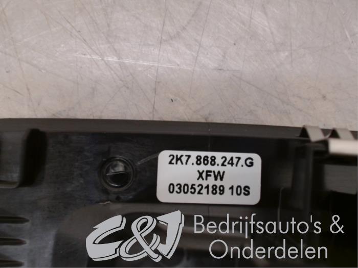 Ruit schakelaar elektrisch van een Volkswagen Caddy Cargo V (SBA/SBH) 2.0 TDI BlueMotionTechnology 2022