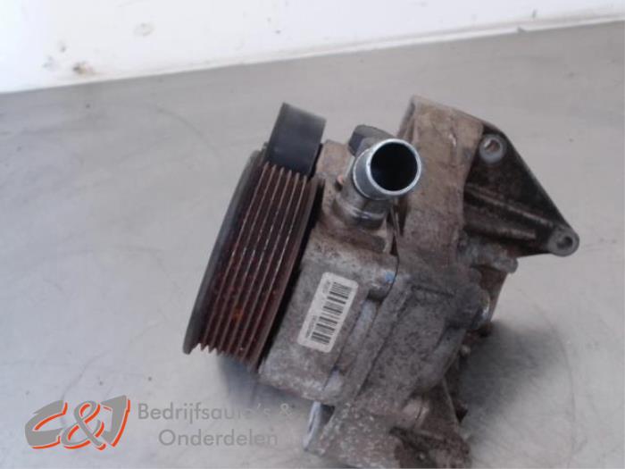 Gebruikte Servopomp Fiat Ducato (250) 2.3 D 150 Multijet Prijs € 36,75 Margeregeling aangeboden door C&J Bedrijfsauto's & Onderdelen