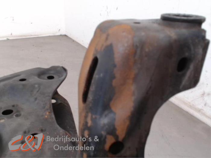 Subframe van een Volkswagen Caddy Cargo V (SBA/SBH) 2.0 TDI BlueMotionTechnology 2022