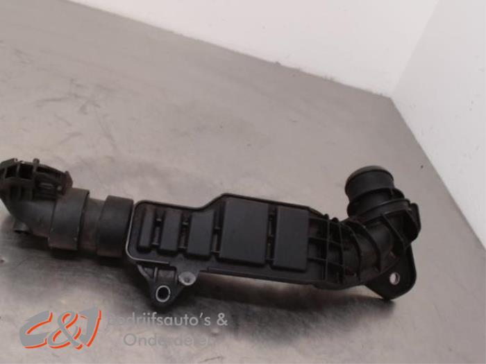 Gebruikte Intercooler Buis Ford Tourneo Connect/Grand Tourneo Connect 1.5 EcoBlue Prijs € 15,75 Margeregeling aangeboden door C&J Bedrijfsauto's & Onderdelen
