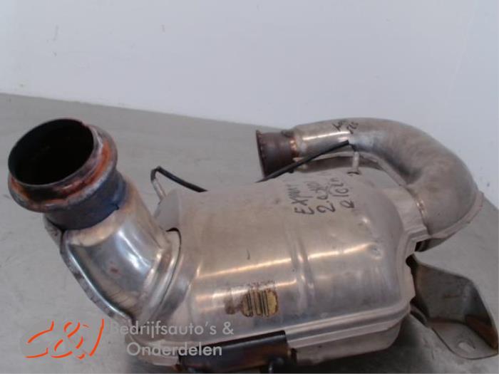 Gebruikte Roetfilter Peugeot Expert (V1/VA/VB/VE/VF/VT/VY) 2.0 Blue HDi 180 16V Prijs € 299,25 Margeregeling aangeboden door C&J Bedrijfsauto's & Onderdelen