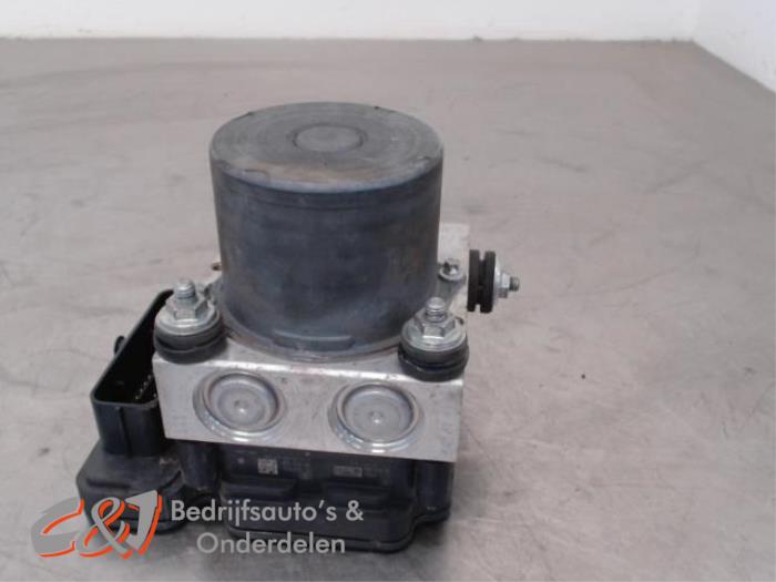 Gebruikte ABS Pomp Peugeot Boxer (U9) 2.0 BlueHDi 110 Prijs € 52,50 Margeregeling aangeboden door C&J Bedrijfsauto's & Onderdelen