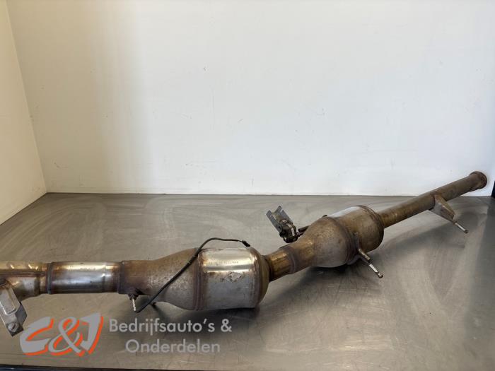 Gebruikte Roetfilter Renault Trafic Passenger (1JL/2JL/3JL/4JL) 1.6 dCi 115 Prijs € 262,50 Margeregeling aangeboden door C&J Bedrijfsauto's & Onderdelen
