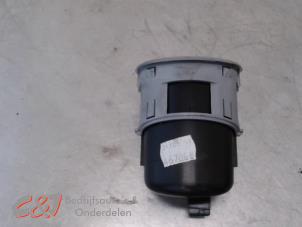 Gebruikte Bekerhouder Peugeot Partner (GC/GF/GG/GJ/GK) 1.6 HDI 75 16V Prijs € 10,50 Margeregeling aangeboden door C&J Bedrijfsauto's & Onderdelen