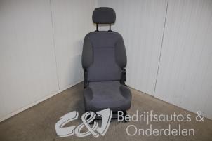 Gebruikte Voorstoel links Peugeot Partner (GC/GF/GG/GJ/GK) 1.6 HDI 90 16V Prijs € 157,50 Margeregeling aangeboden door C&J bedrijfsauto's & onderdelen