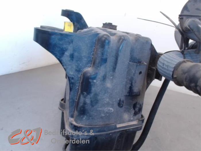 Adblue tank van een Fiat Doblo Cargo (263) 1.3 D Multijet 2020