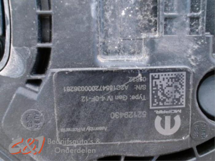 Adblue tank van een Fiat Doblo Cargo (263) 1.3 D Multijet 2020