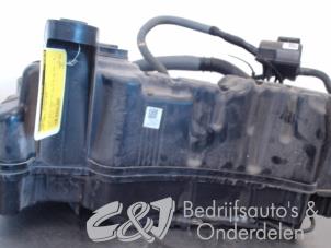 Gebruikte Tank adblue Fiat Doblo Cargo (263) 1.3 D Multijet Prijs € 446,25 Margeregeling aangeboden door C&J bedrijfsauto's & onderdelen