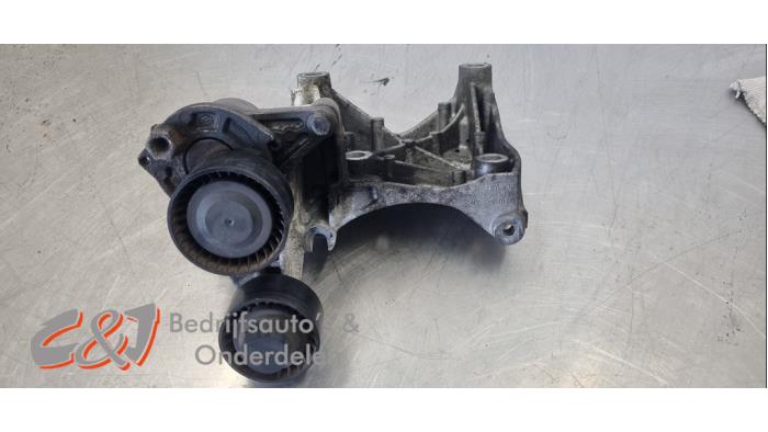Gebruikte Spanrol Multiriem Fiat Talento 1.6 MultiJet,EcoJet 95 Prijs € 15,75 Margeregeling aangeboden door C&J Bedrijfsauto's & Onderdelen