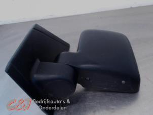Gebruikte Spiegel Buiten links Ford Transit Connect 1.8 TDCi 90 DPF Prijs € 36,75 Margeregeling aangeboden door C&J Bedrijfsauto's & Onderdelen
