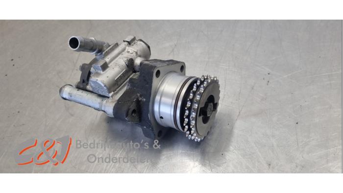 Gebruikte Servopomp Iveco New Daily IV 40C15V, 40C15V/P Prijs € 36,75 Margeregeling aangeboden door C&J Bedrijfsauto's & Onderdelen