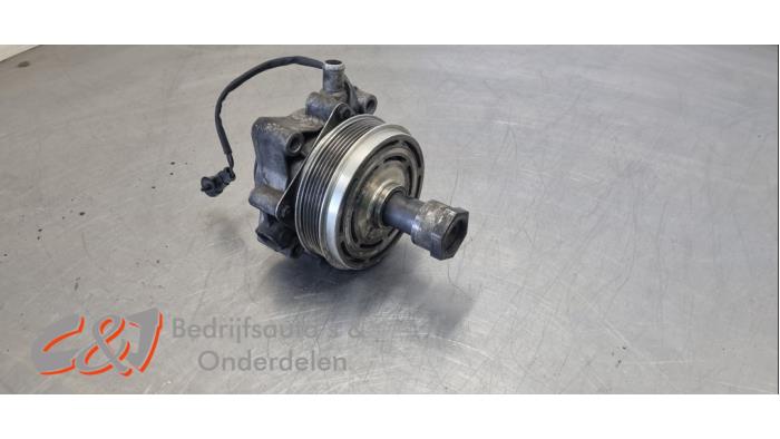 Gebruikte Waterpomp Iveco New Daily IV 40C15V, 40C15V/P Prijs € 105,00 Margeregeling aangeboden door C&J Bedrijfsauto's & Onderdelen