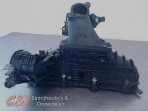 Gebruikte Inlaatspruitstuk Mercedes Sprinter 3t (906.61) 213 CDI 16V Prijs € 89,25 Margeregeling aangeboden door C&J Bedrijfsauto's & Onderdelen