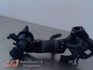 Gebruikte Thermostaathuis Mercedes Sprinter 3t (906.61) 213 CDI 16V Prijs € 36,75 Margeregeling aangeboden door C&J Bedrijfsauto's & Onderdelen