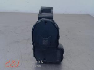 Gebruikte Gasklephuis Mercedes Sprinter 3t (906.61) 213 CDI 16V Prijs € 26,25 Margeregeling aangeboden door C&J Bedrijfsauto's & Onderdelen