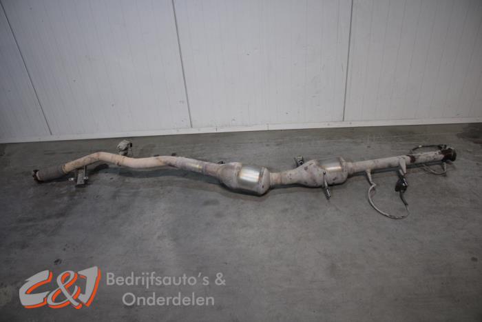 Gebruikte Roetfilter Renault Trafic (1FL/2FL/3FL/4FL) 2.0 dCi 16V 145 Prijs € 525,00 Margeregeling aangeboden door C&J Bedrijfsauto's & Onderdelen
