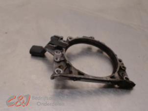 Gebruikte Krukas sensor Volkswagen Caddy III (2KA,2KH,2CA,2CH) 1.6 TDI 16V Prijs € 21,00 Margeregeling aangeboden door C&J Bedrijfsauto's & Onderdelen