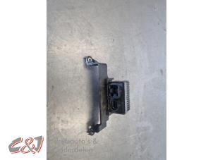 Gebruikte Relais Voorgloei Ford Transit 2.2 TDCi 16V Prijs € 10,50 Margeregeling aangeboden door C&J Bedrijfsauto's & Onderdelen