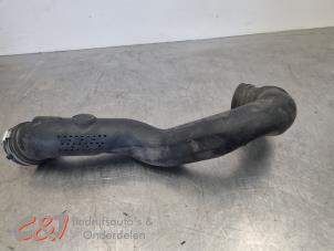 Gebruikte Intercooler Slang Citroen Jumper (U9) 3.0 HDi 180 Euro 5 Prijs € 21,00 Margeregeling aangeboden door C&J Bedrijfsauto's & Onderdelen