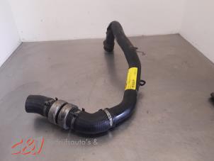 Gebruikte Intercooler Buis Citroen Jumper (U9) 3.0 HDi 180 Euro 5 Prijs € 21,00 Margeregeling aangeboden door C&J Bedrijfsauto's & Onderdelen