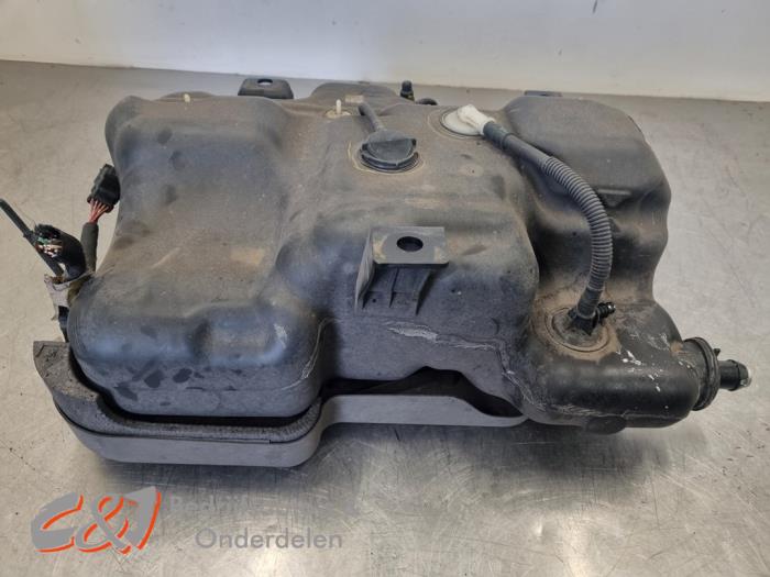 Gebruikte Ureumreservoir Renault Trafic (1FL/2FL/3FL/4FL) 1.6 dCi 95 Prijs € 131,25 Margeregeling aangeboden door C&J Bedrijfsauto's & Onderdelen